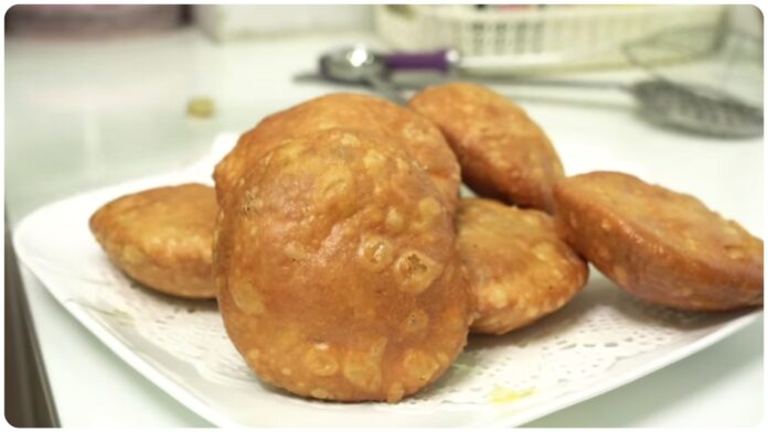Khasta Kachori - Homemade Crispy Fried Lentil Kachoris