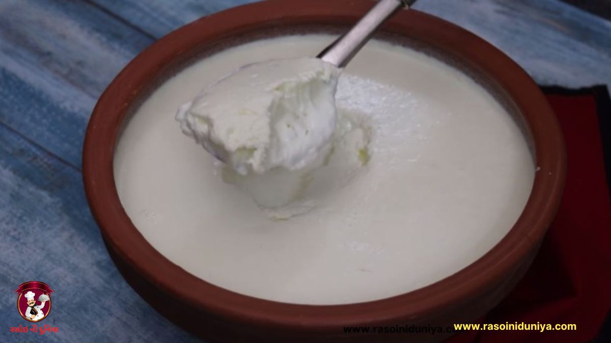 how to reduce sour taste in curd